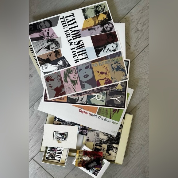 Taylor Swift VIP Box - Picture 3 of 5